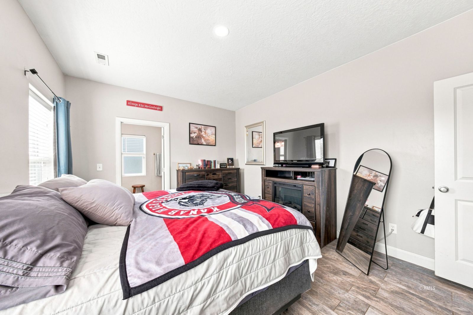 Property Photo 43