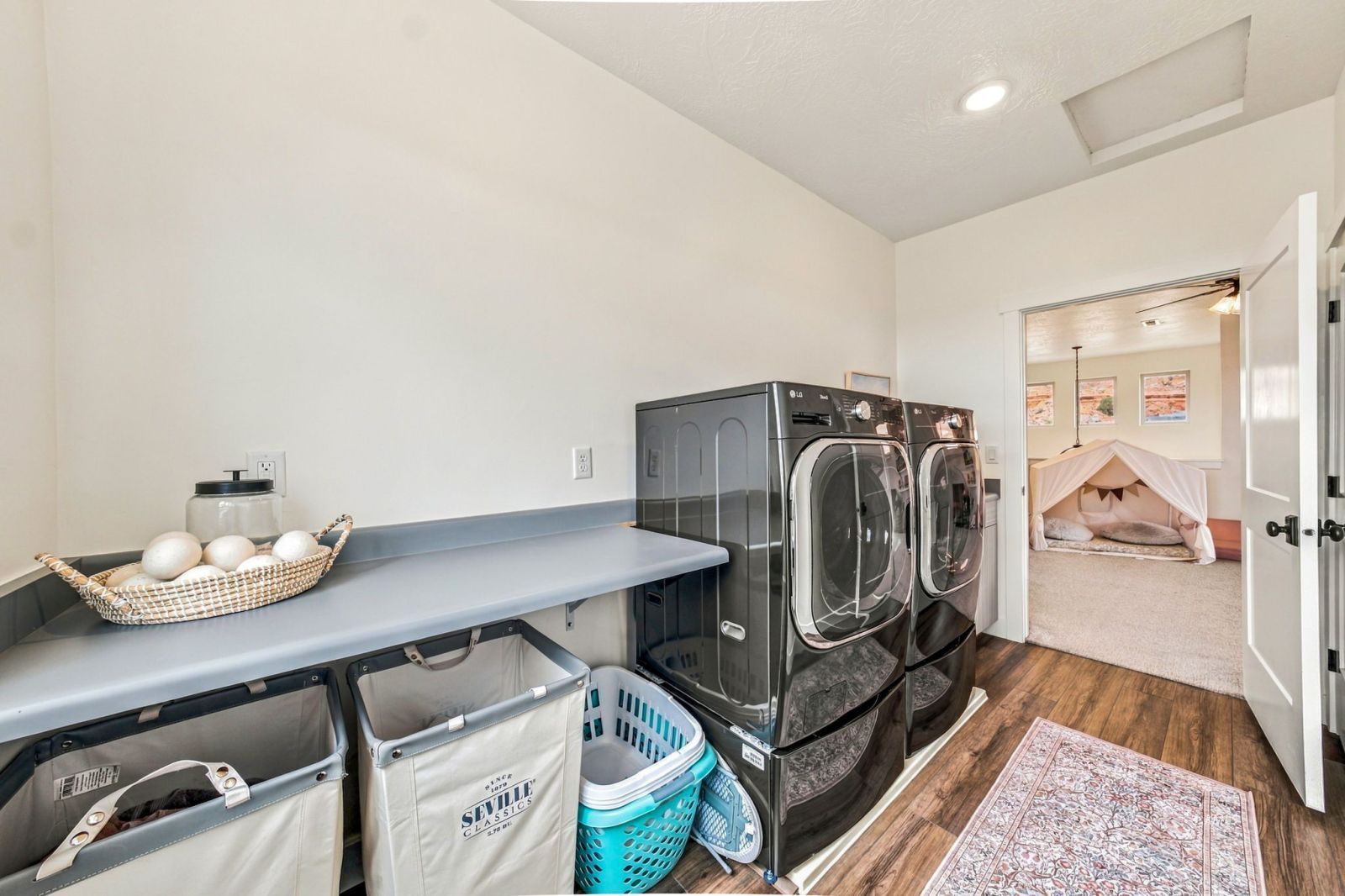 Property Photo 33