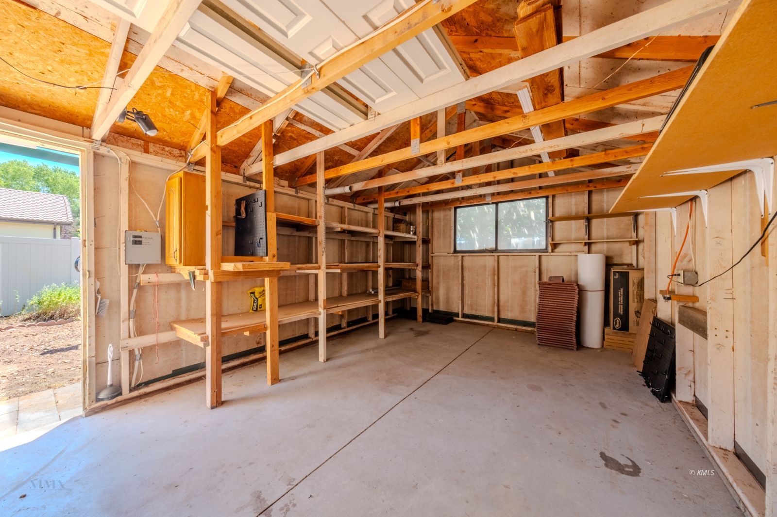Property Photo 42