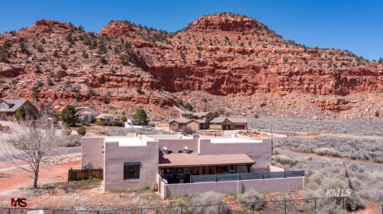feature listing property photo