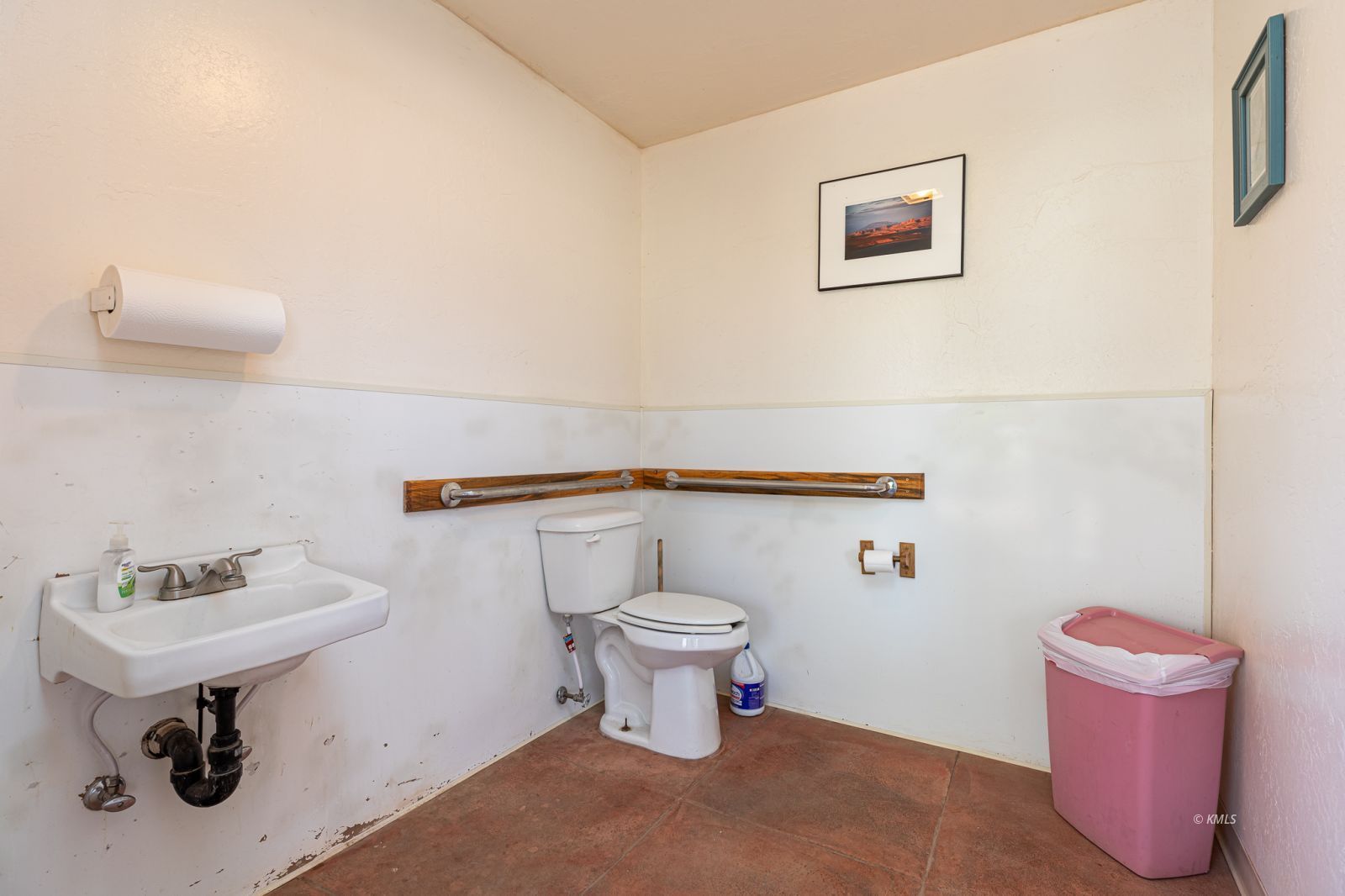 Property Photo 16