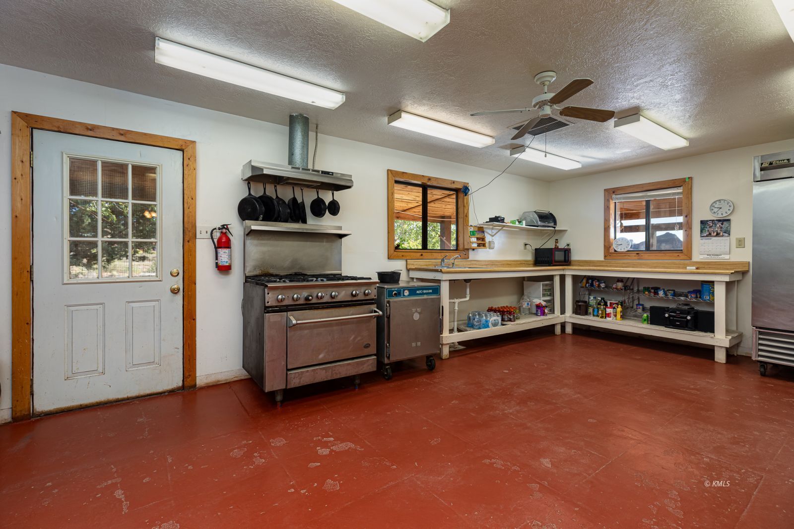 Property Photo 25
