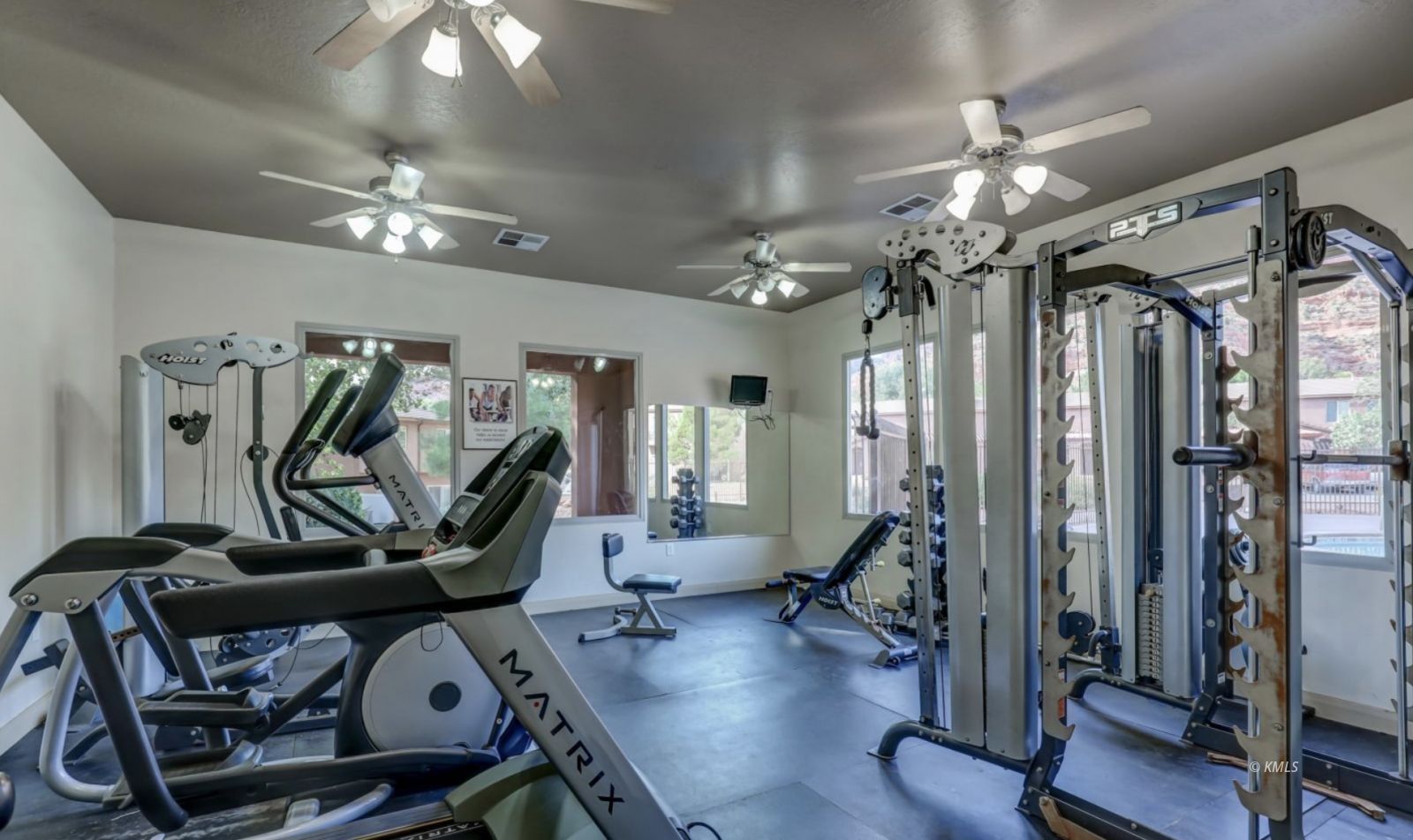 Property Photo 33