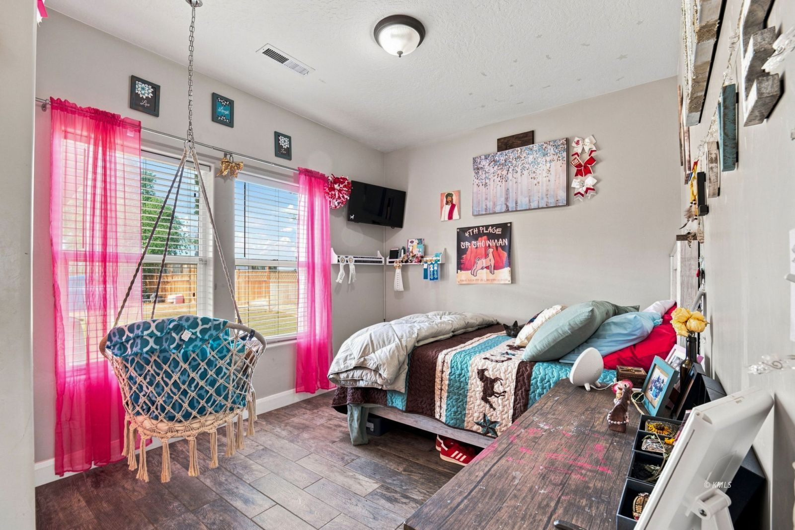 Property Photo 33
