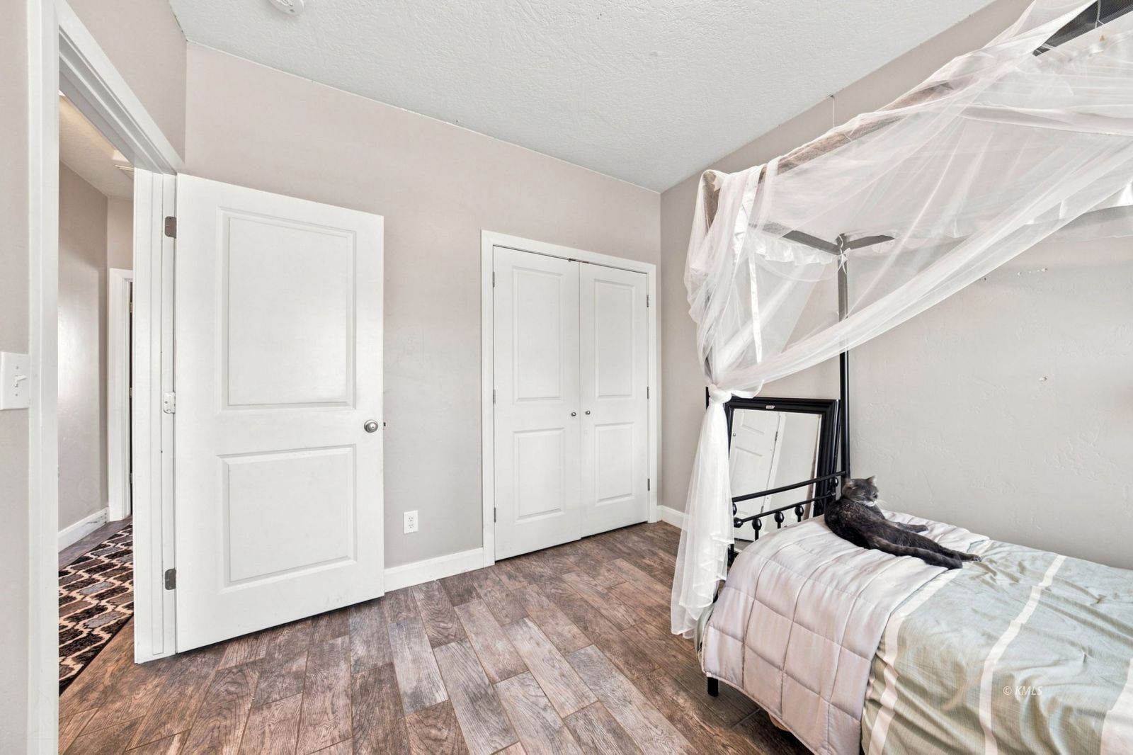 Property Photo 34