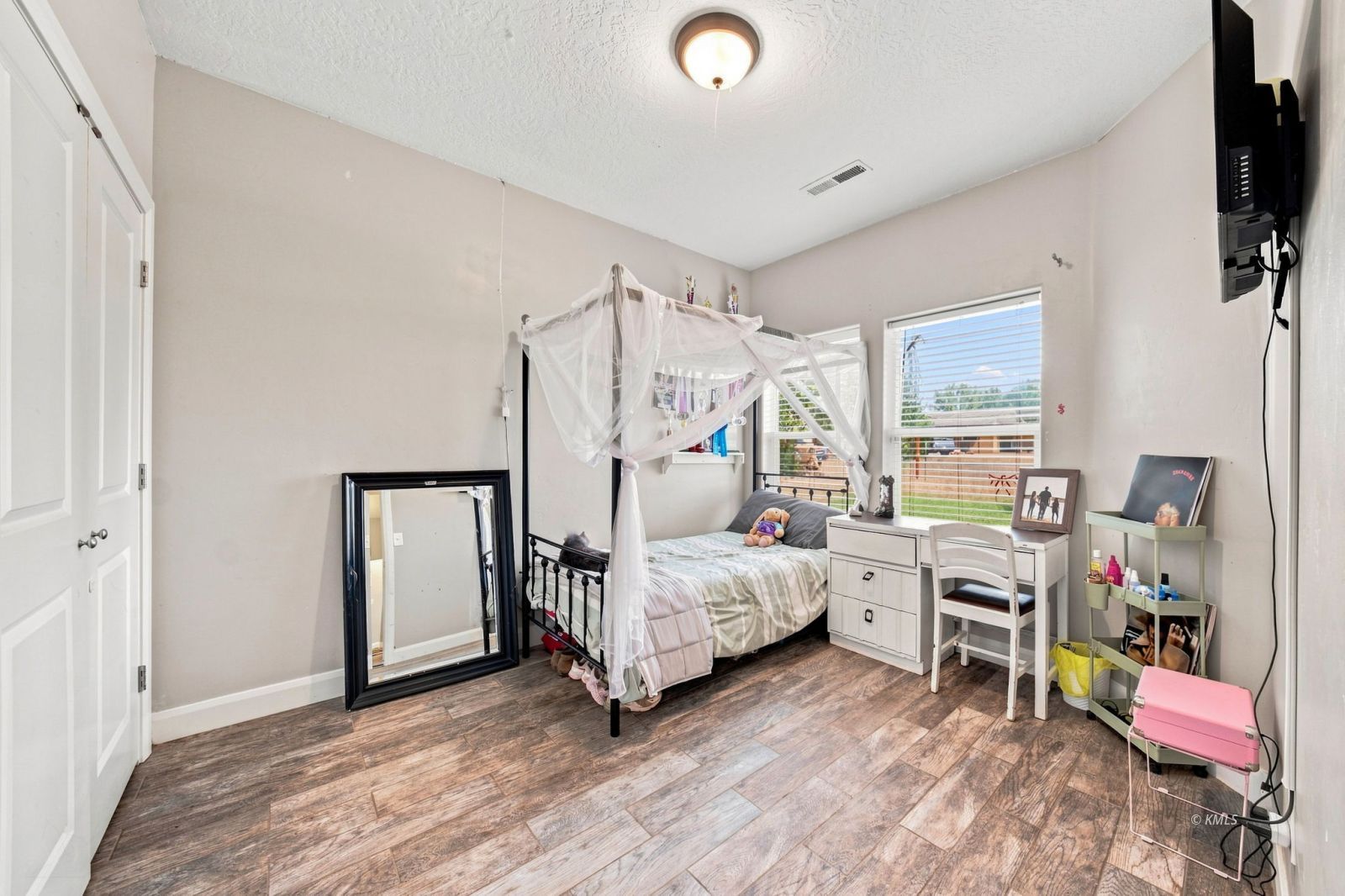 Property Photo 36