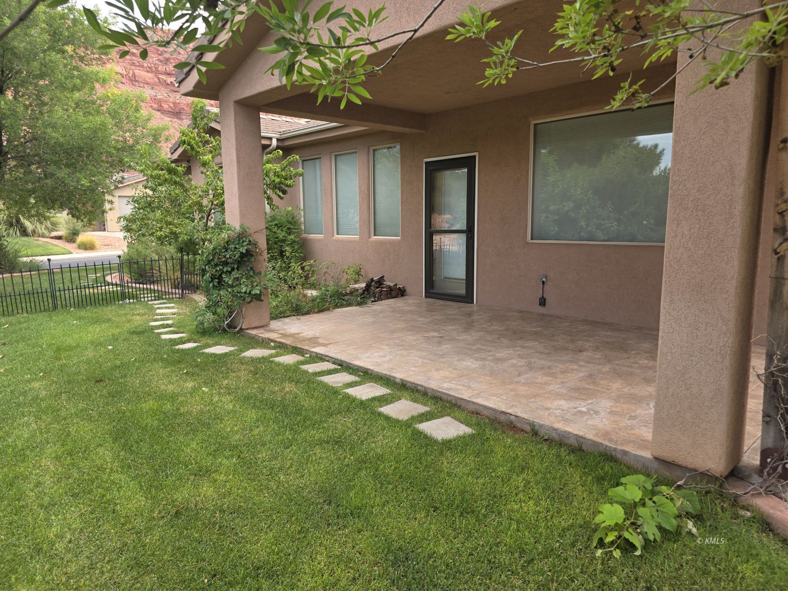Property Photo 33