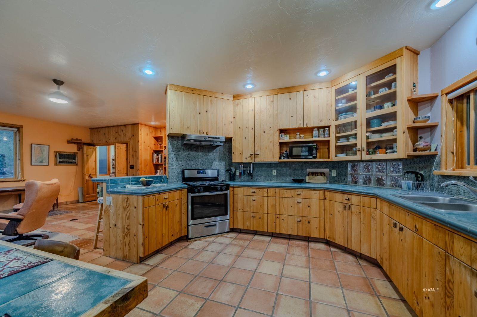 Property Photo 20