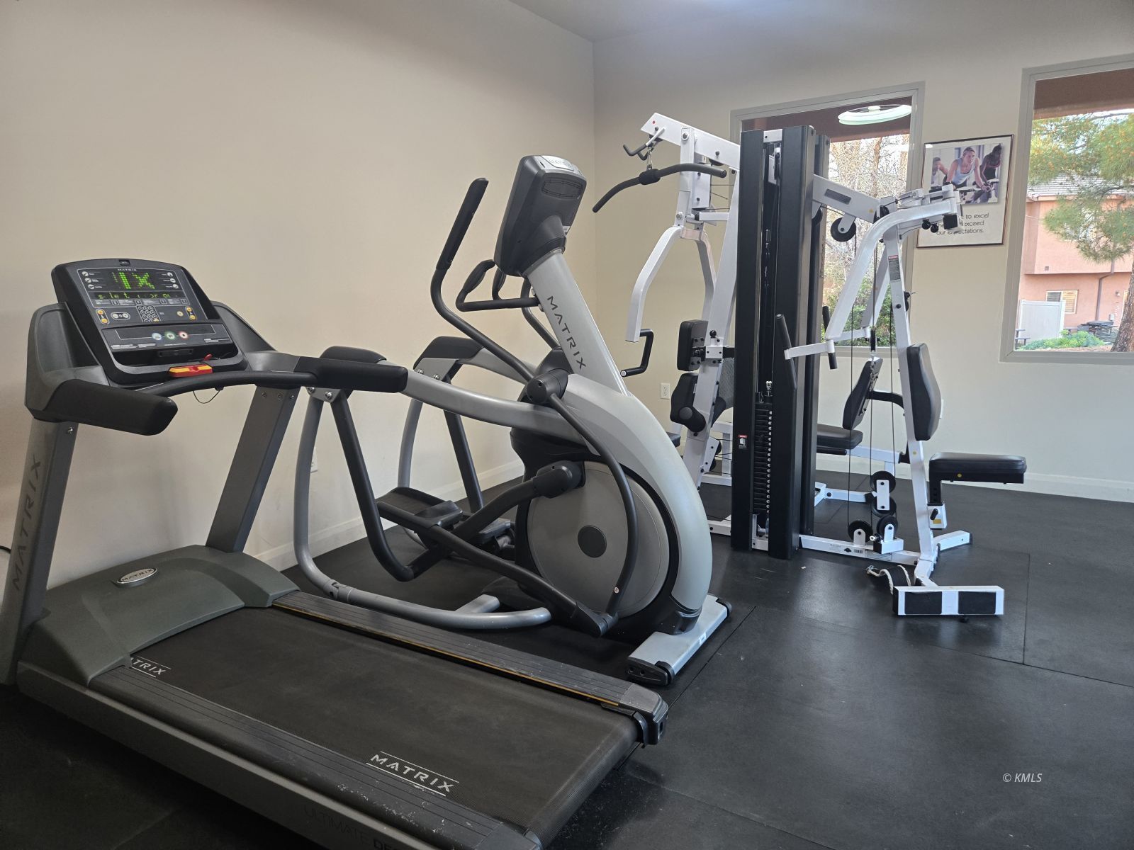 Property Photo 33