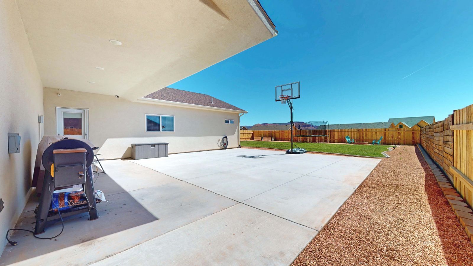 Property Photo 37