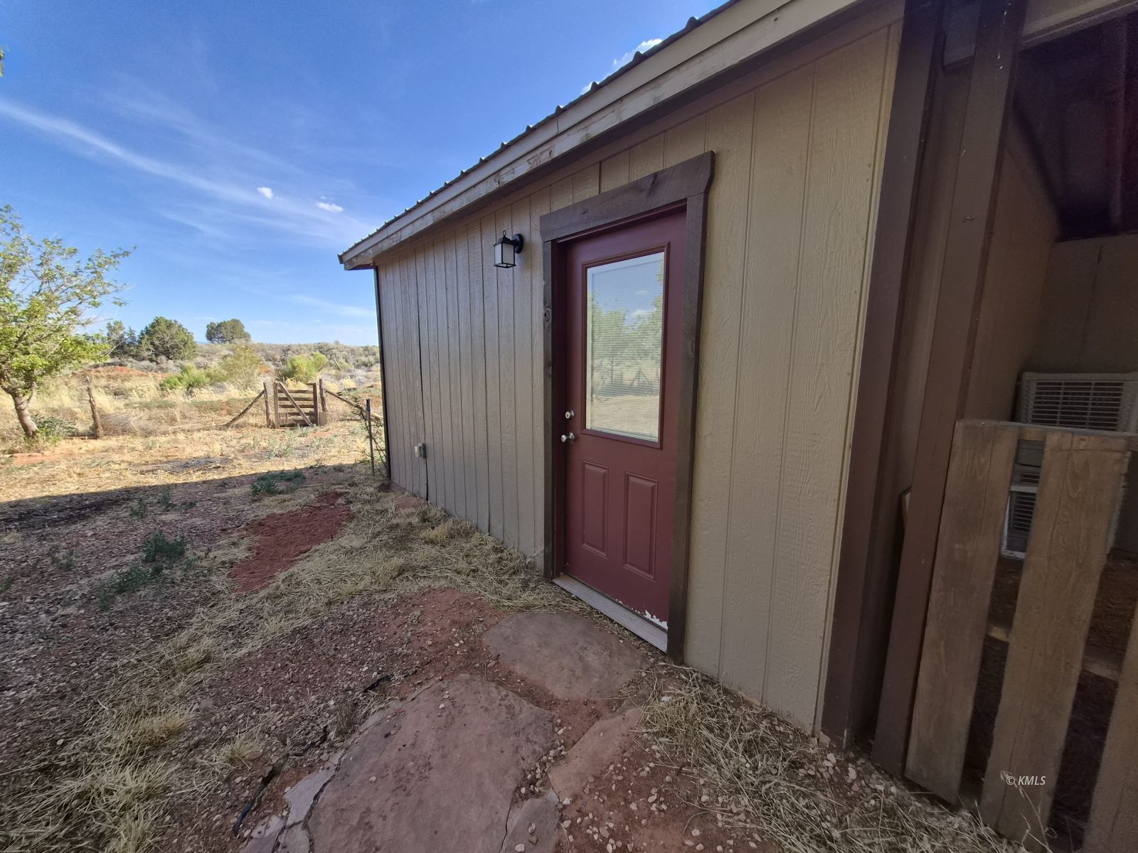 Property Photo 28