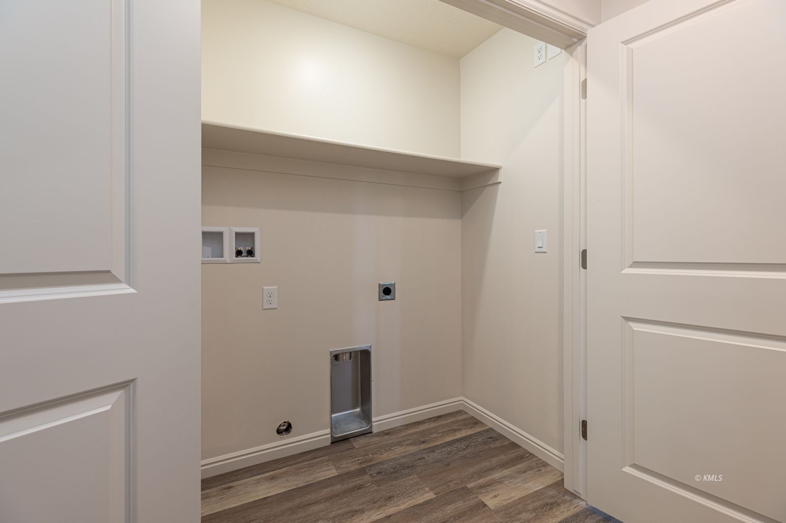 Property Photo 13