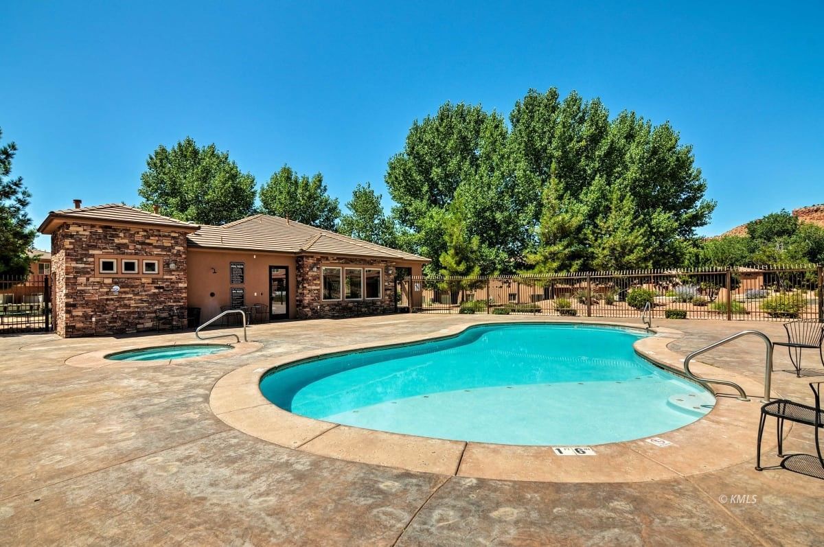 Property Photo 39