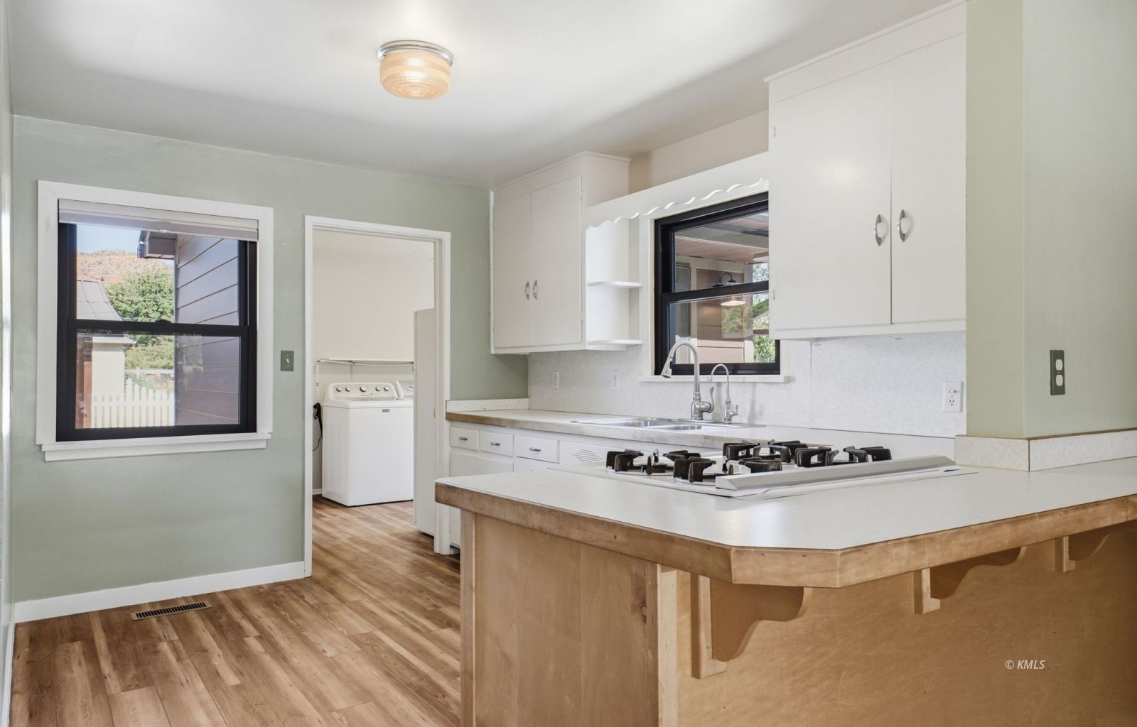 Property Photo 26