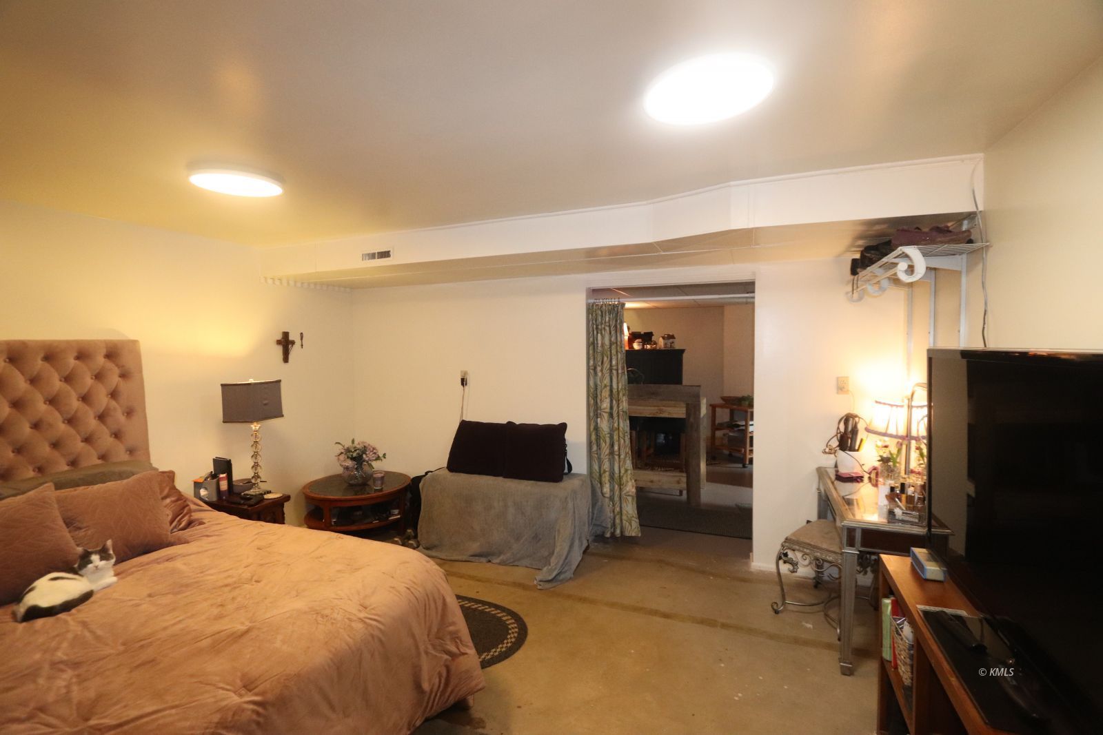 Property Photo 31