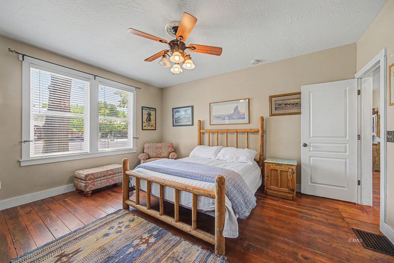 Property Photo 24