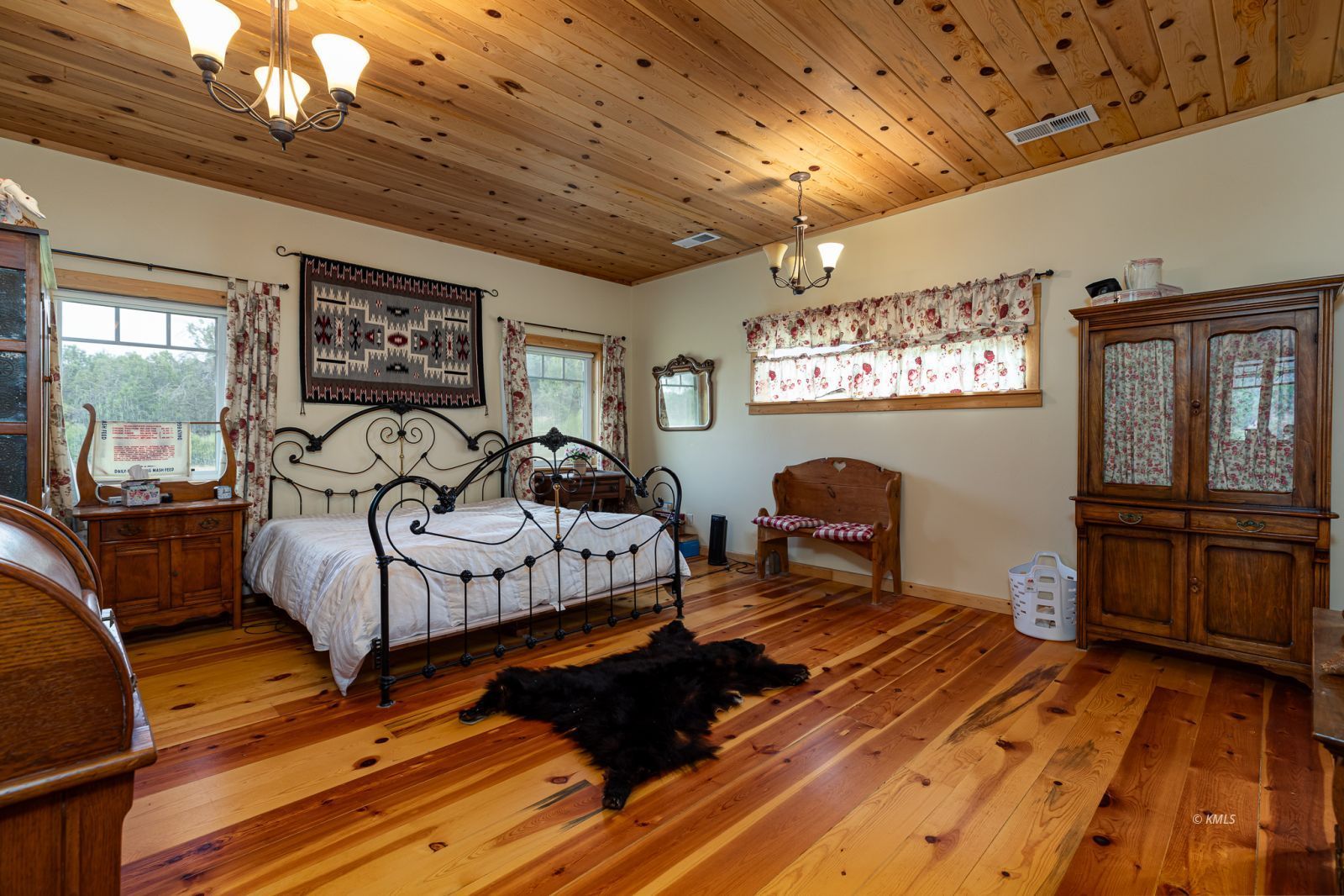 Property Photo 38
