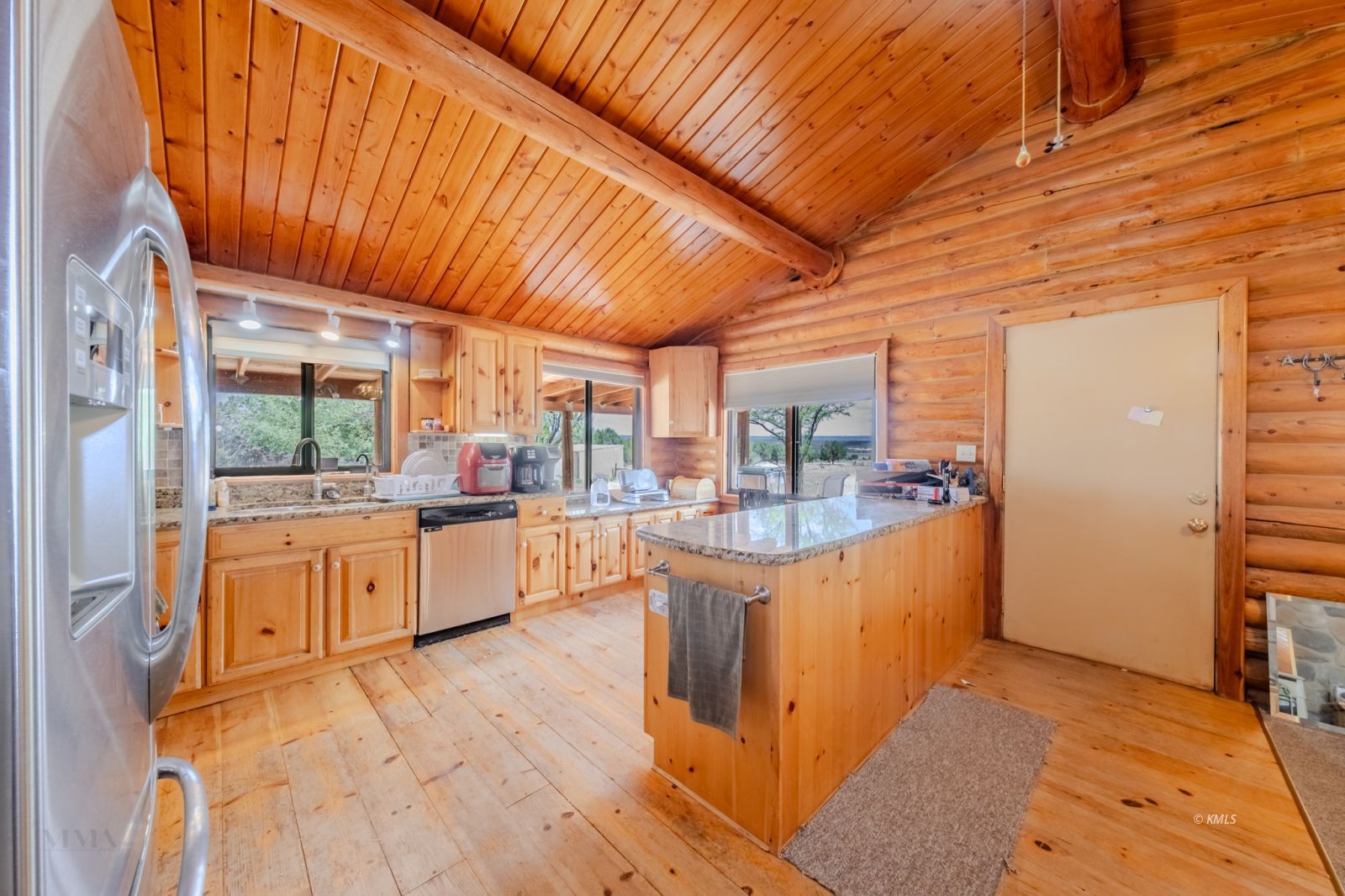 Property Photo 17