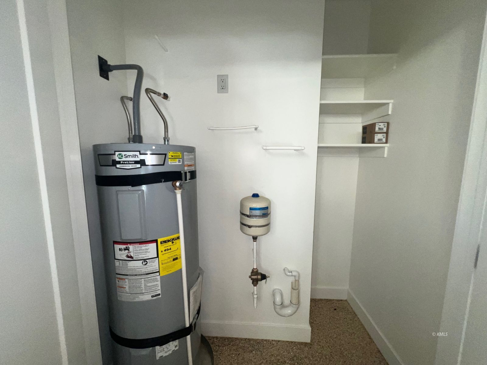 Property Photo 32