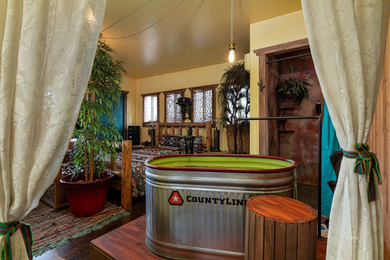 Property Photo 16