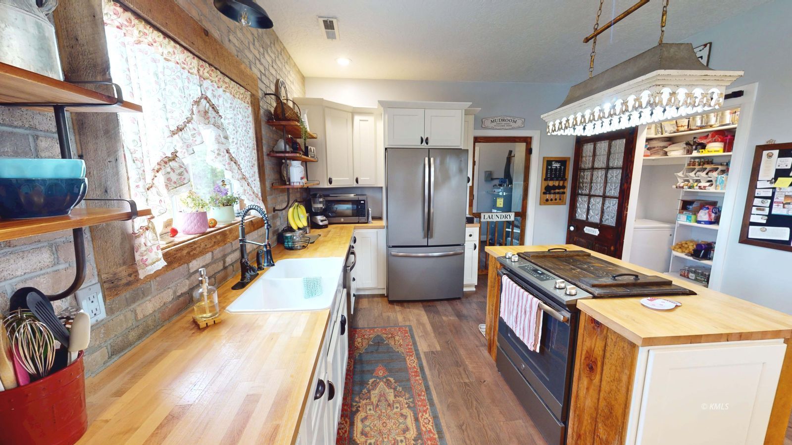 Property Photo 22