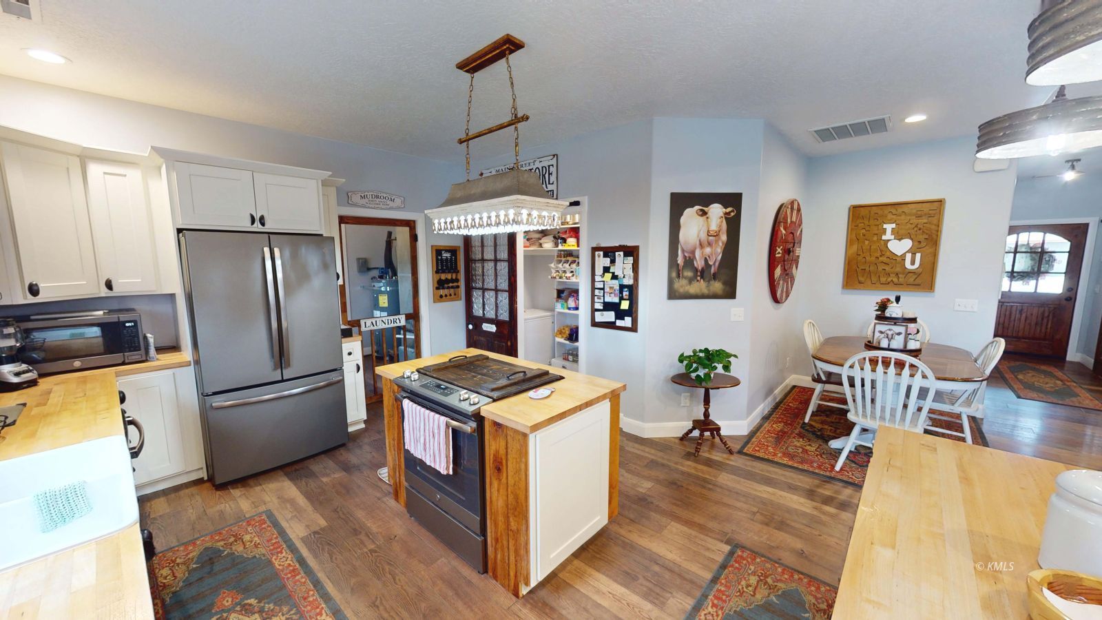 Property Photo 25