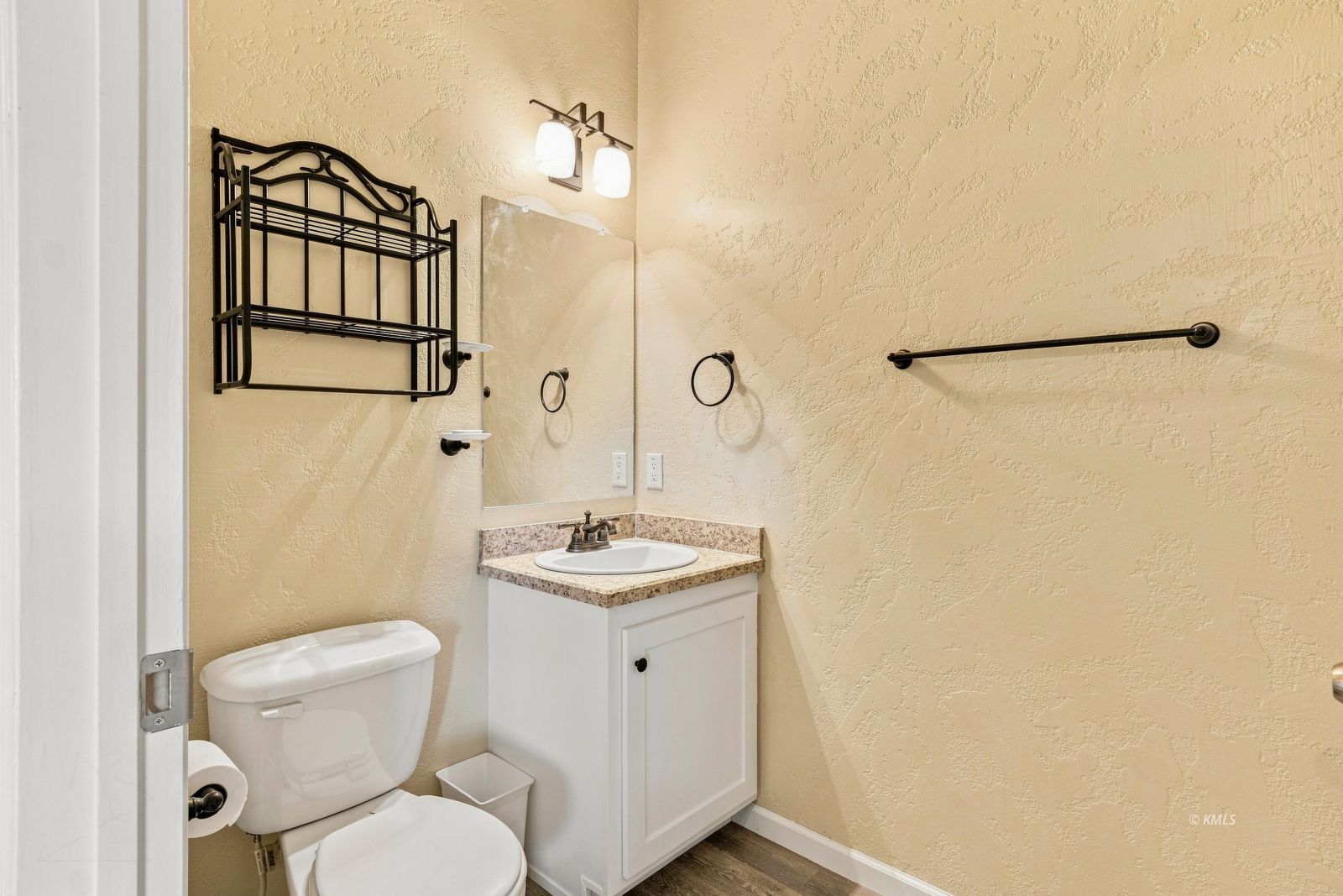 Property Photo 29