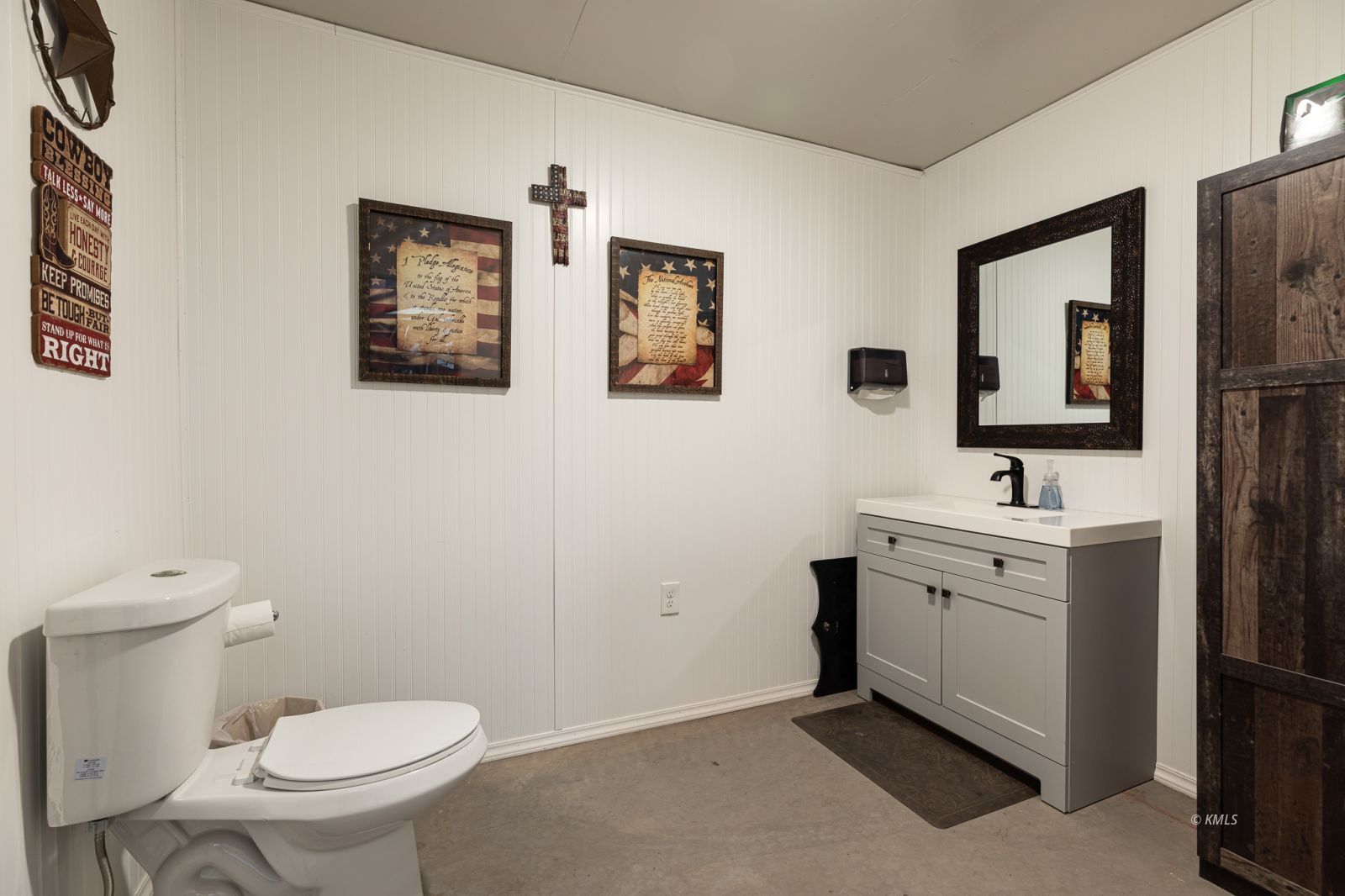 Property Photo 50