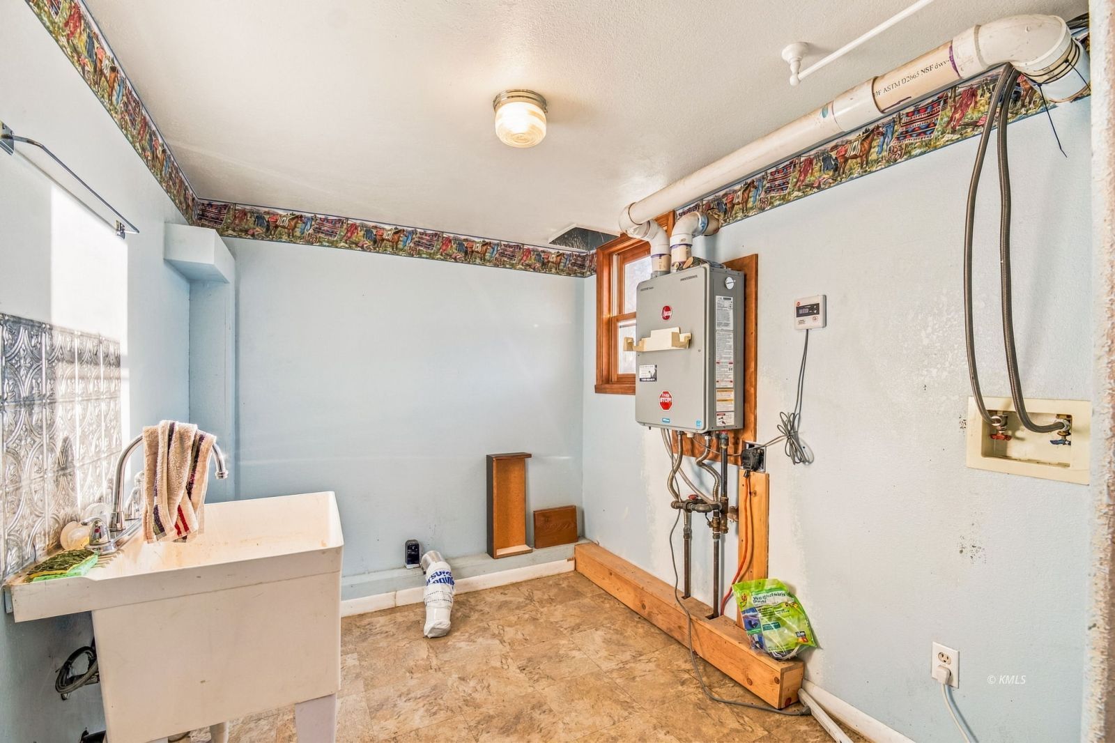 Property Photo 20