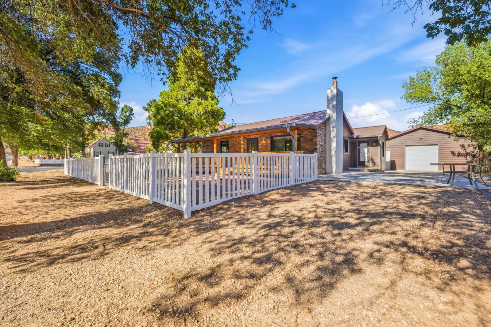 Property Photo 8