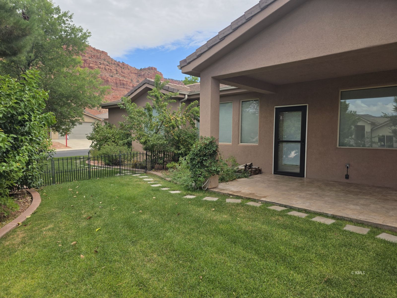 Property Photo 32