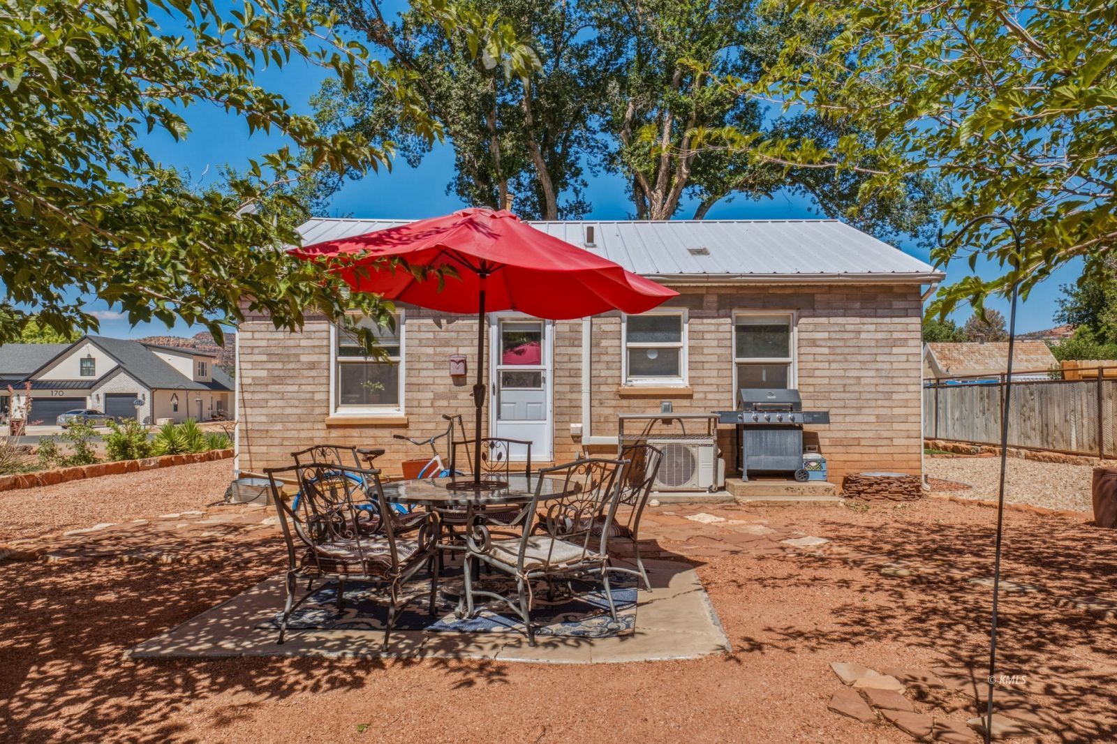 Property Photo 28