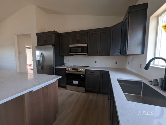 feature listing property photo