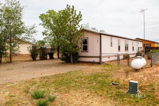 feature listing property photo