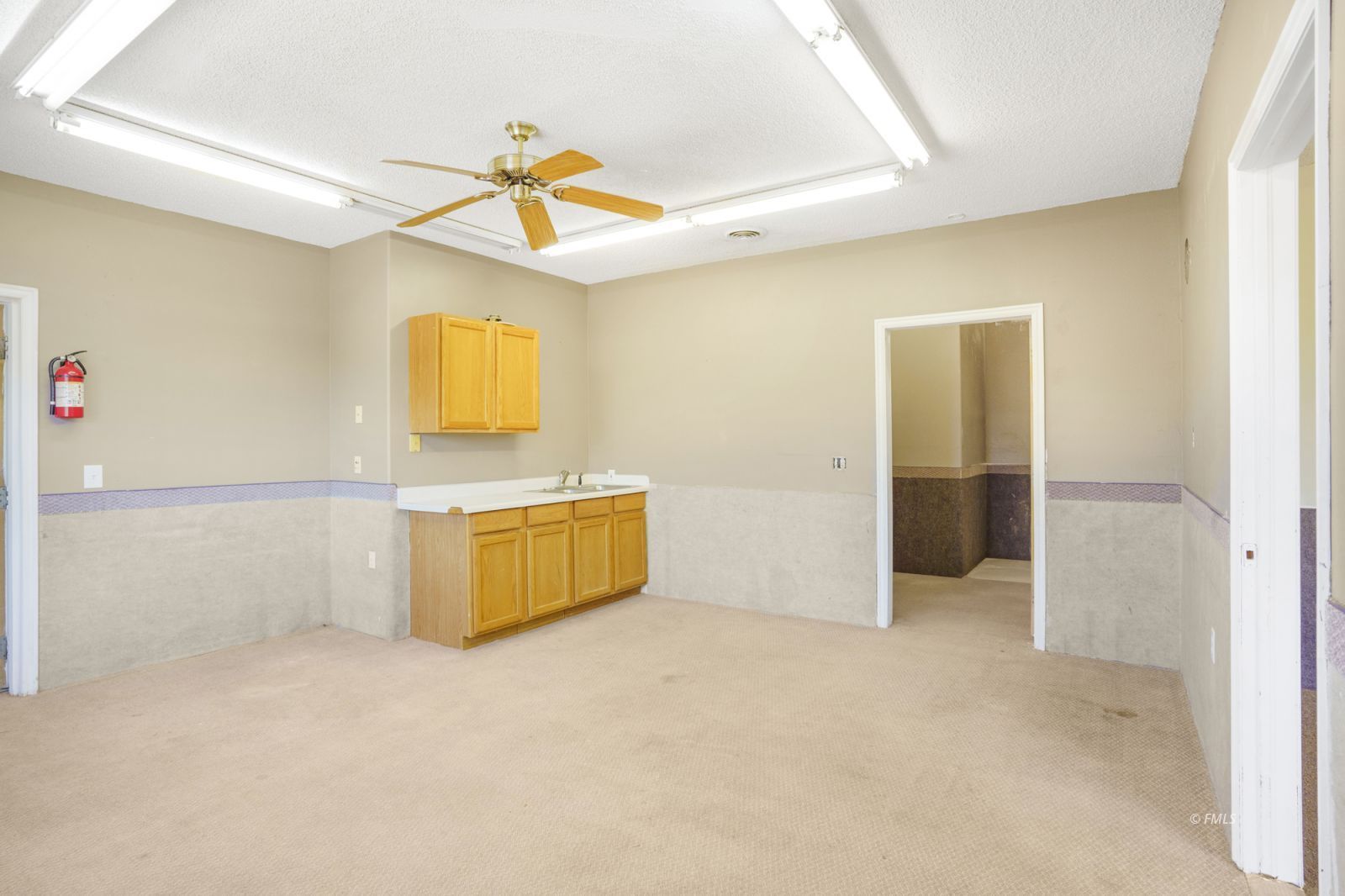 Property Photo 48
