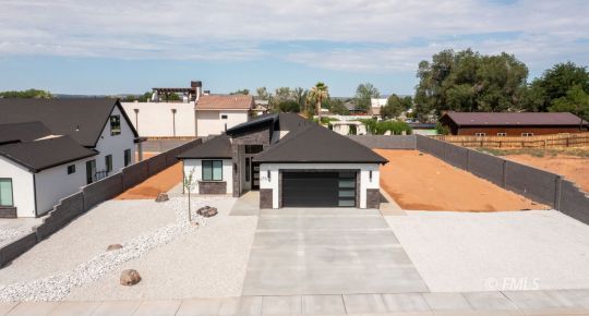 feature listing property photo