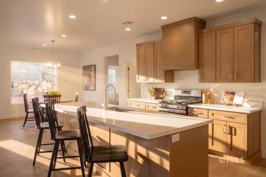 feature listing property photo