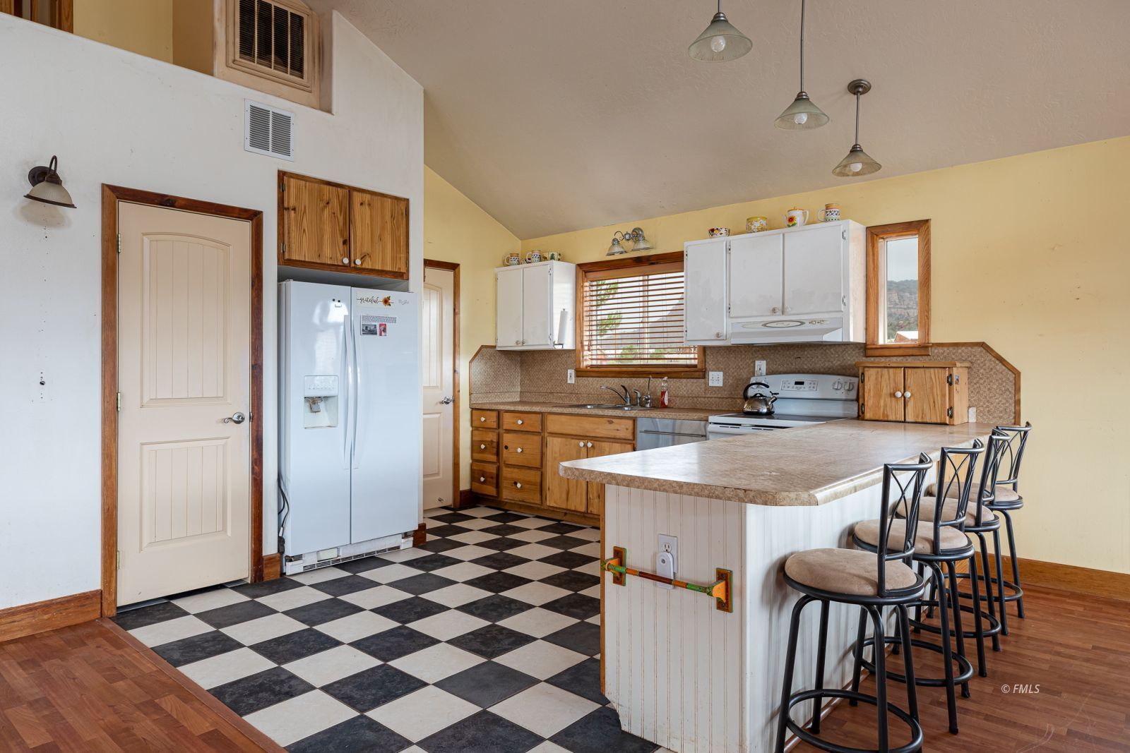 Property Photo 9