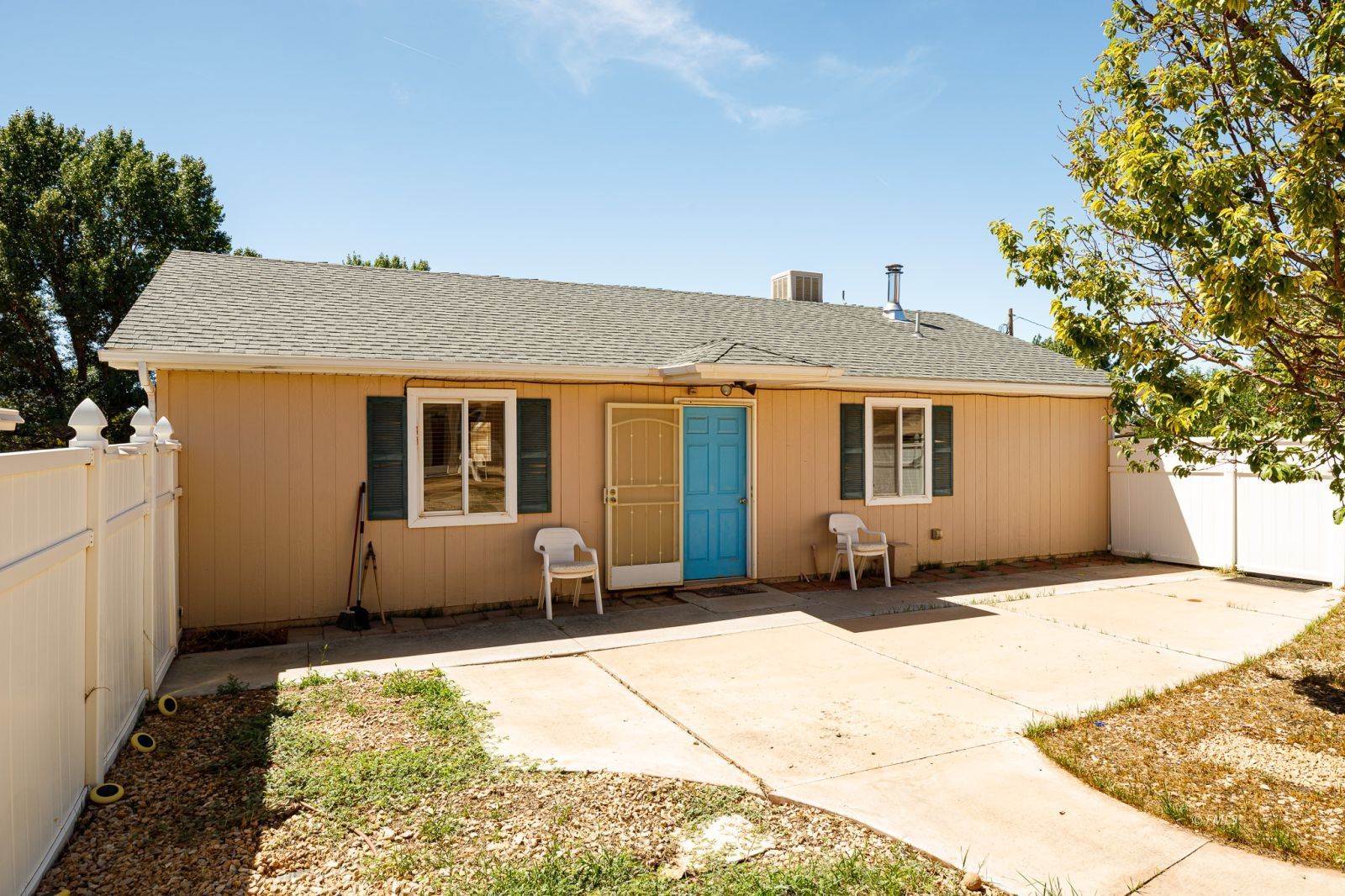 Property Photo 27