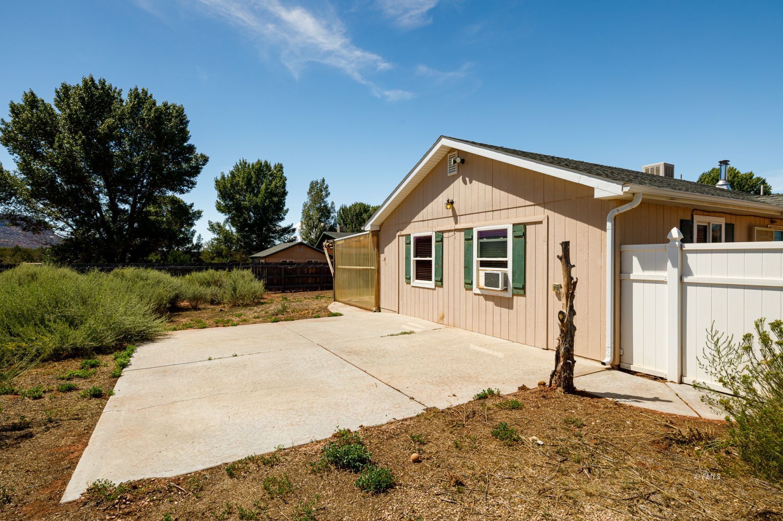 Property Photo 44