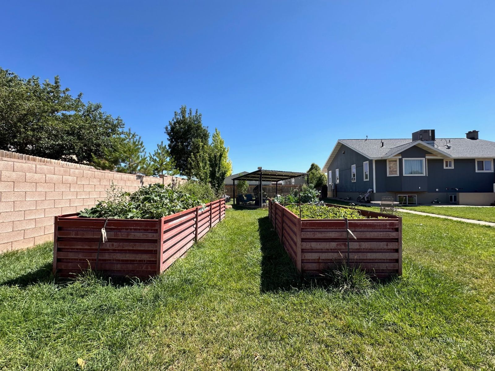 Property Photo 30