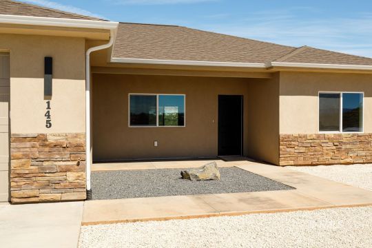 feature listing property photo