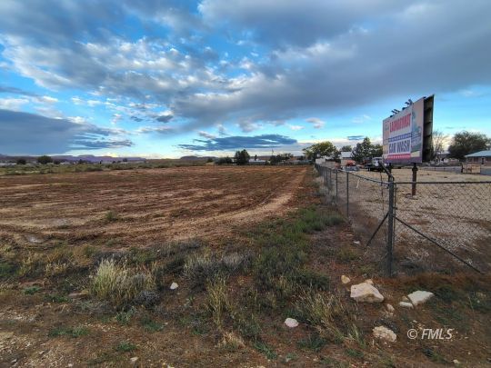 feature listing property photo