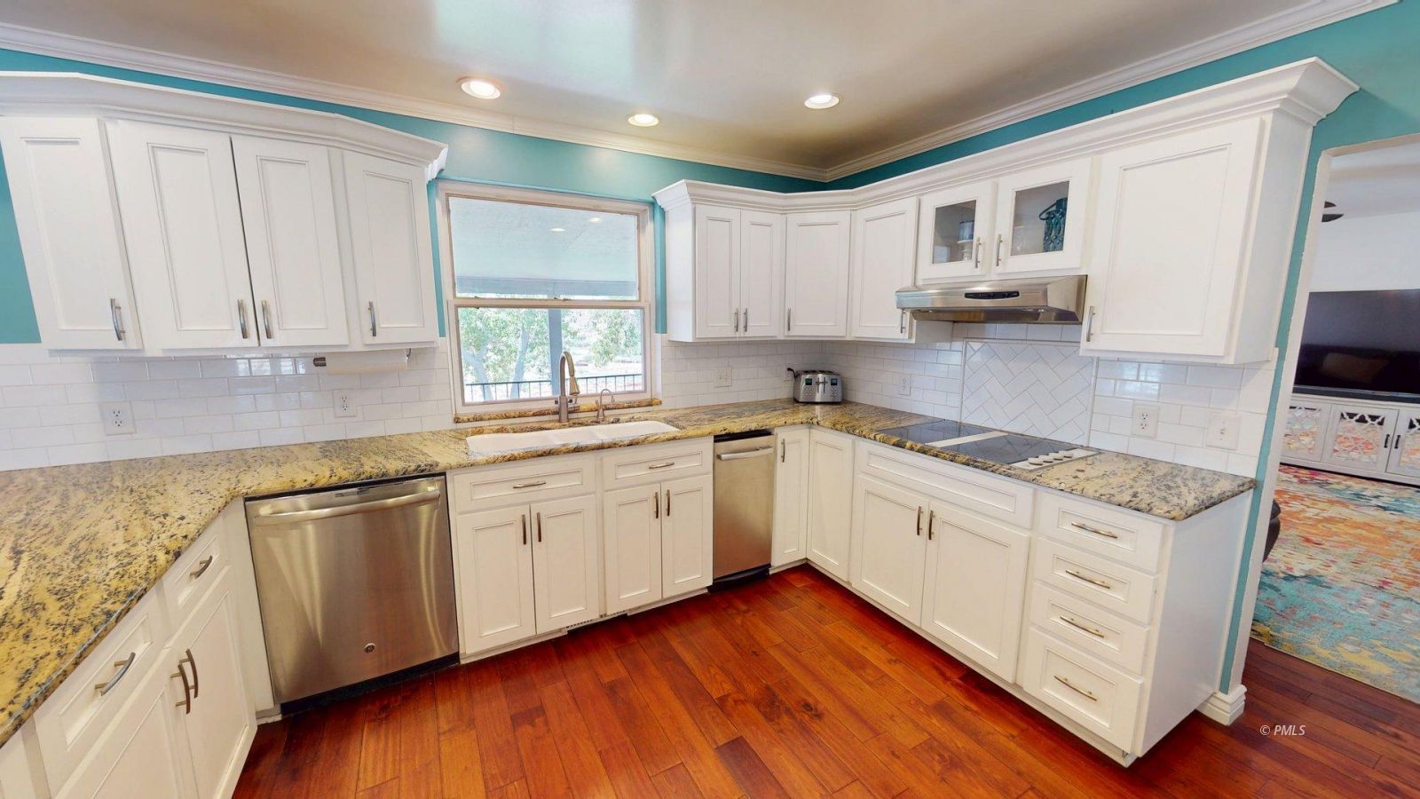 Property Photo 12