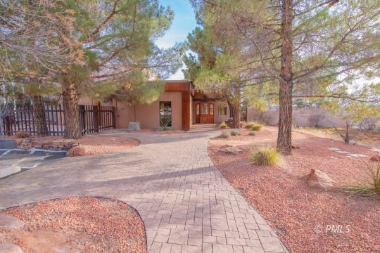 feature listing property photo