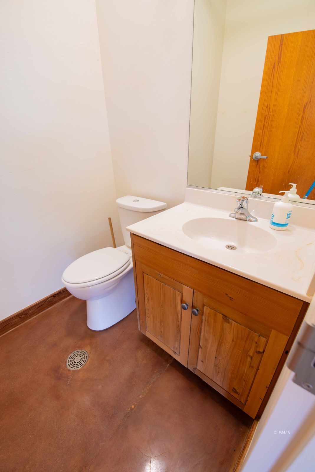 Property Photo 16