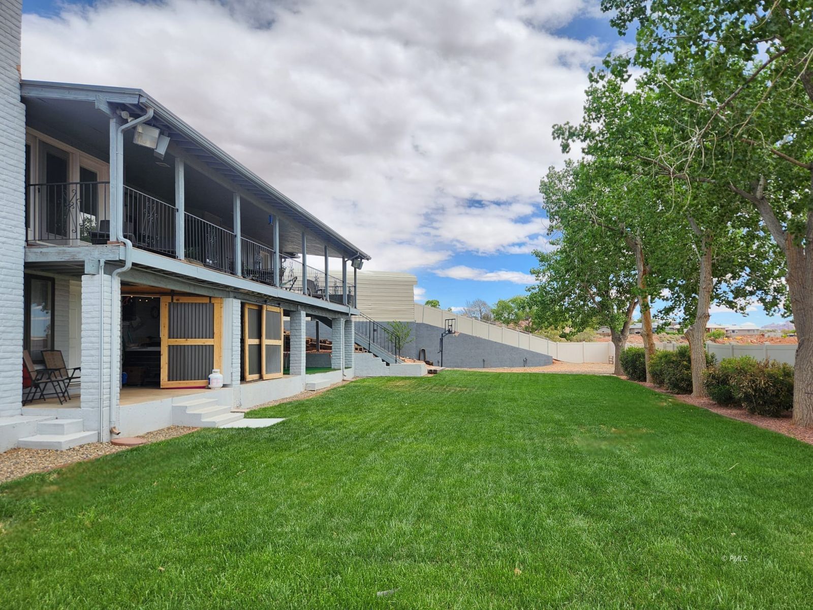 Property Photo 37