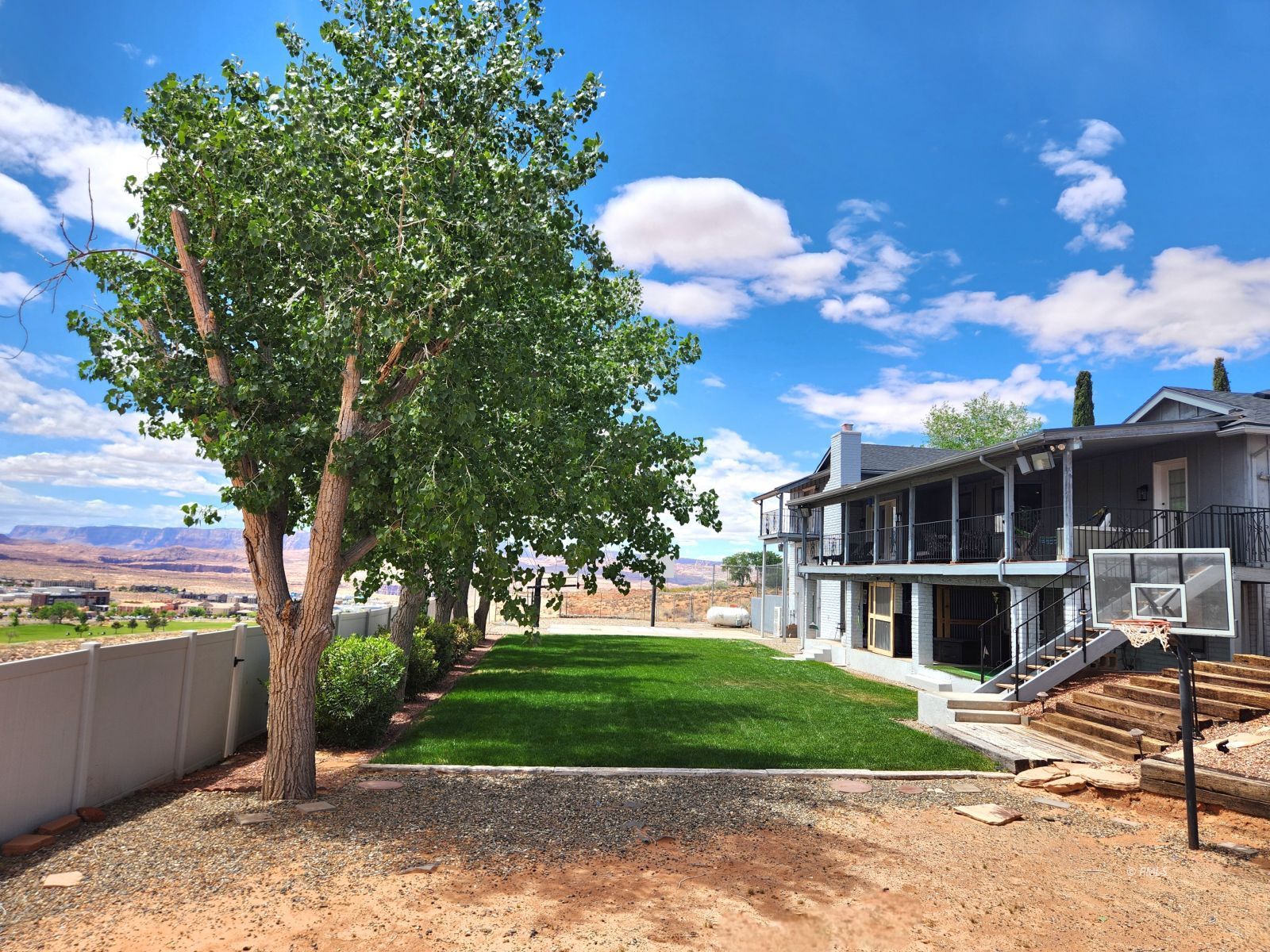 Property Photo 41