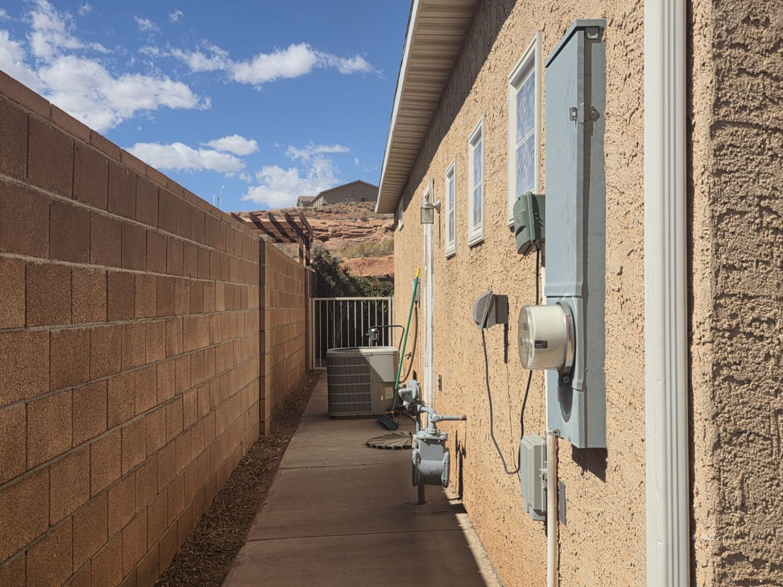 Property Photo 38