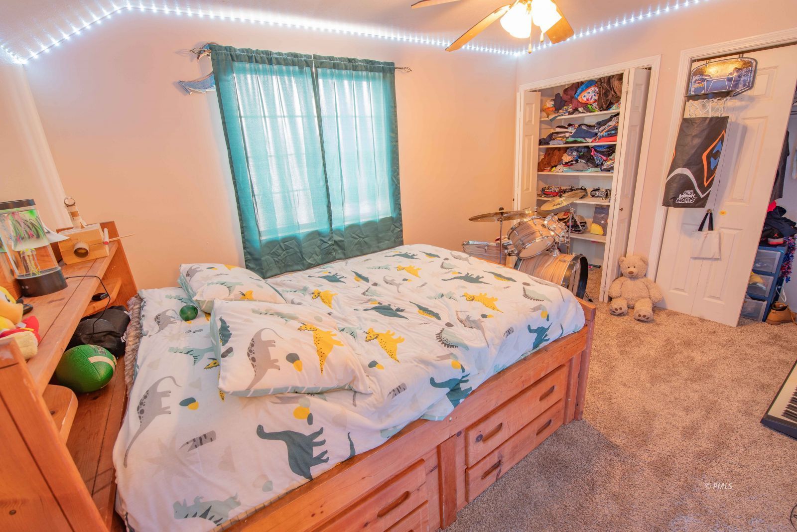 Property Photo 16